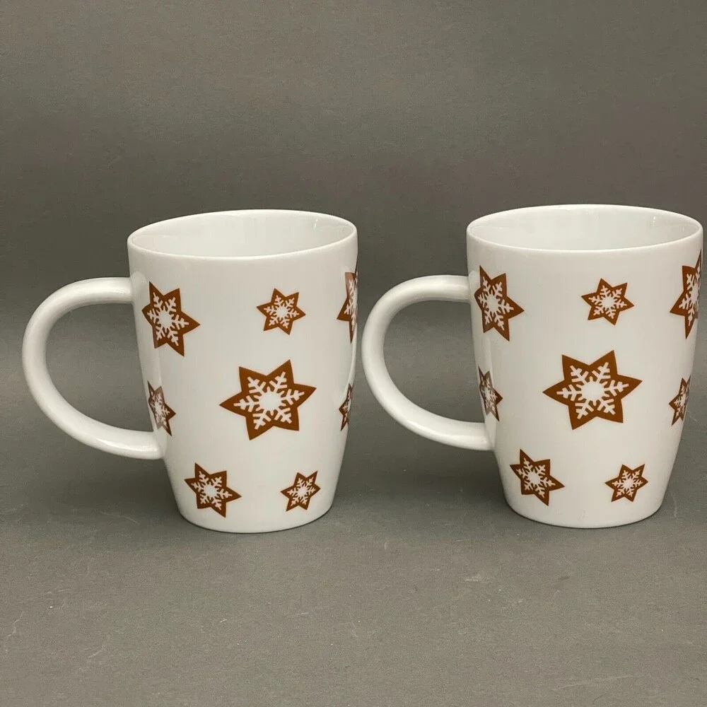Crate & Barrel Coffee Mugs Cups Gingerbread Skating Lot of 2